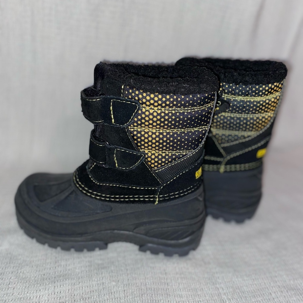Size 12 Kids Khombu Black and Yellow Snow Boots
